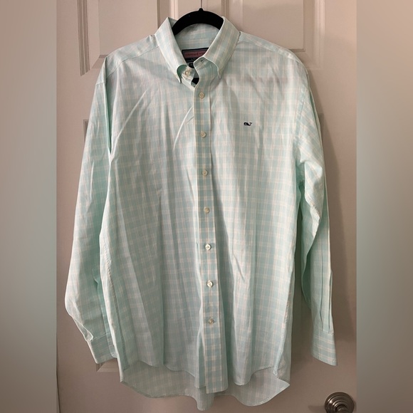 Men’s Vineyard Vines Whale Shirt Plaid long sleeve button down cotton Size M - Picture 1 of 5